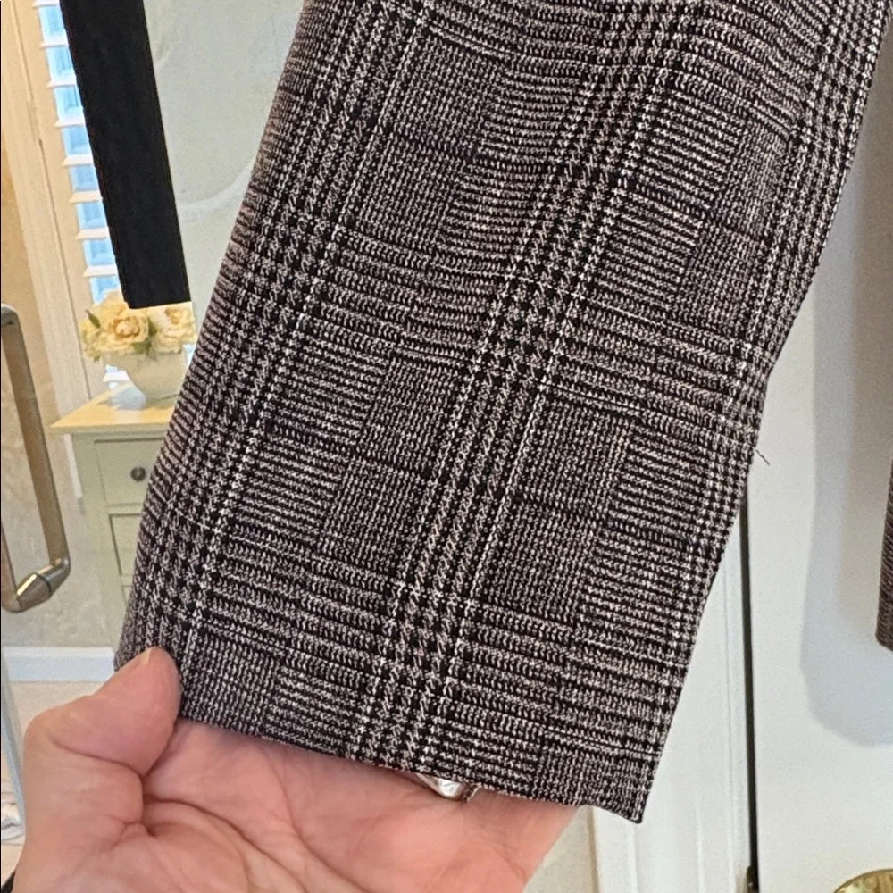 Ann Taylor Brown Plaid One Button Blazer - Picture 5 of 11